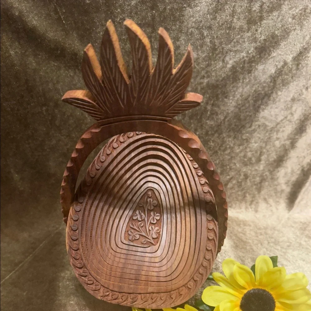 Vintage Collapisble Wood Pineapple Shaped Basket Trivet Centerpiece
